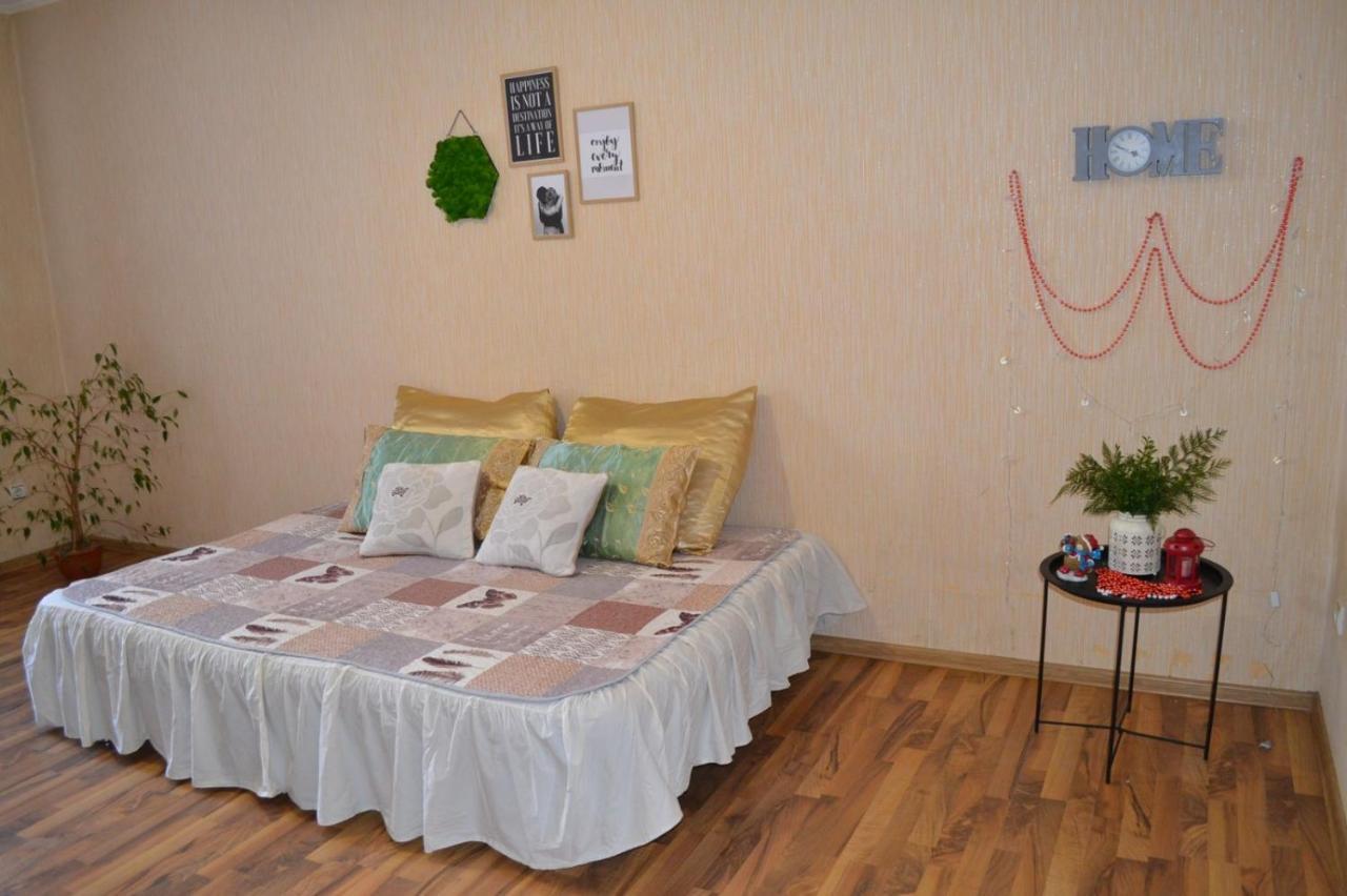 Квартира Двохкімнатна Фонтан Apartment Kamianets-Podilskyi Exterior photo